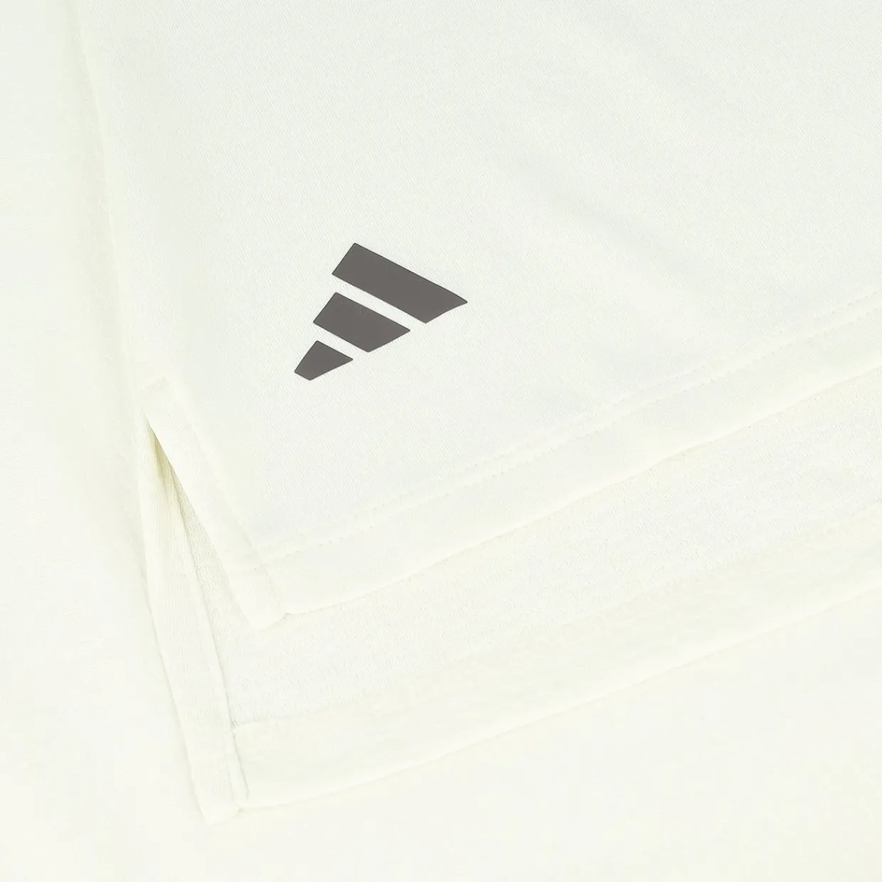 Adidas Ladies Golf Apparel^Utiate365 Textured eevee hirt Poo hort eeve Gof Appare