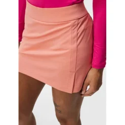 J. Lindeberg Ladies Golf Apparel^Aeie kort Reguar Gof Appare