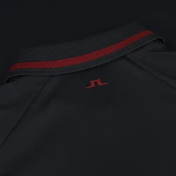 J. Lindeberg Ladies Golf Apparel^Gunia hirt Poo hort eeve Gof Appare