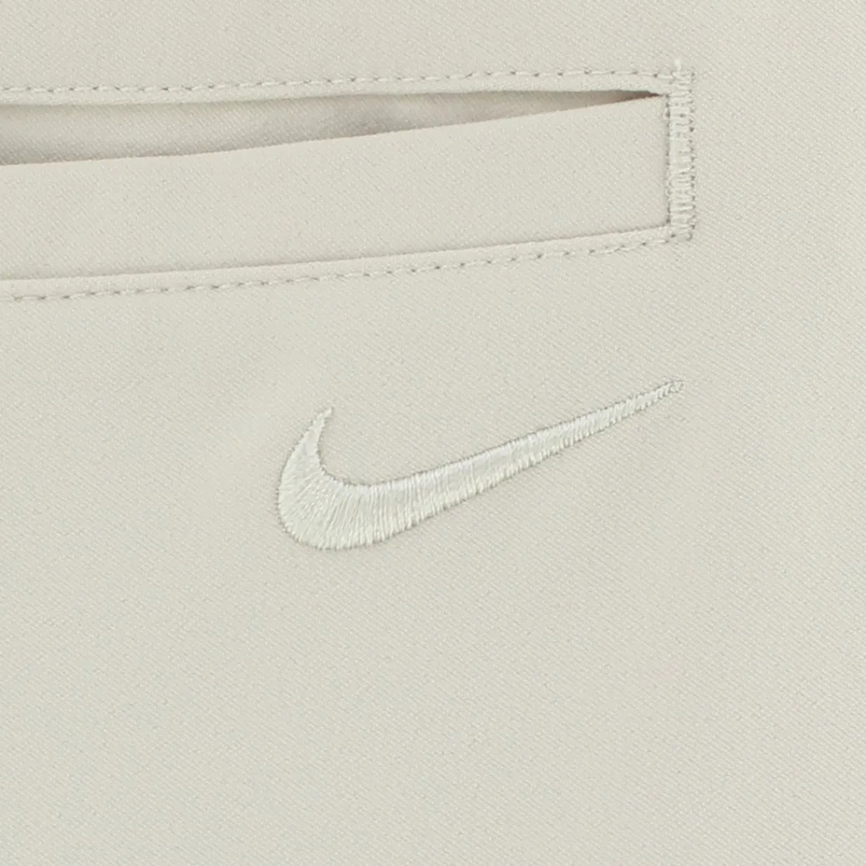 Nike Ladies Golf Apparel^Fex UV Victory 10” hort Fat Front Gof Appare