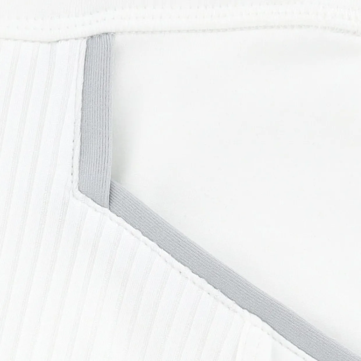 Sofibella Ladies Golf Apparel^UV tape 17" Gof kort Reguar Gof Appare