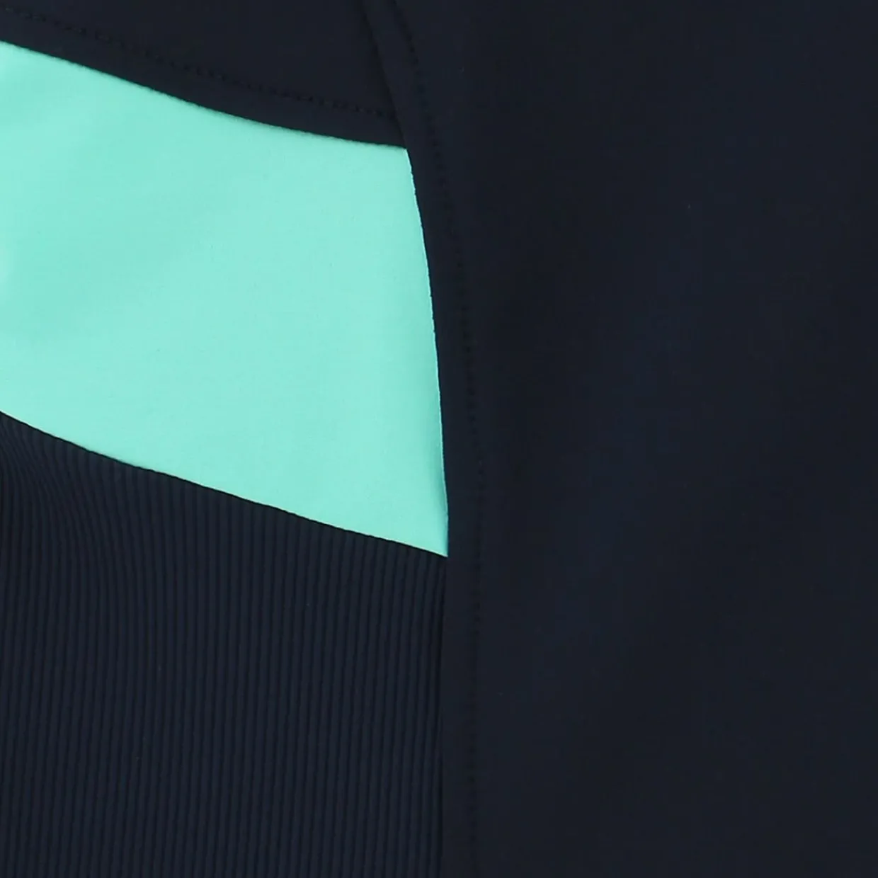 SwingDish Ladies Golf Apparel^Arie eevee Dre Poo hort eeve Gof Appare