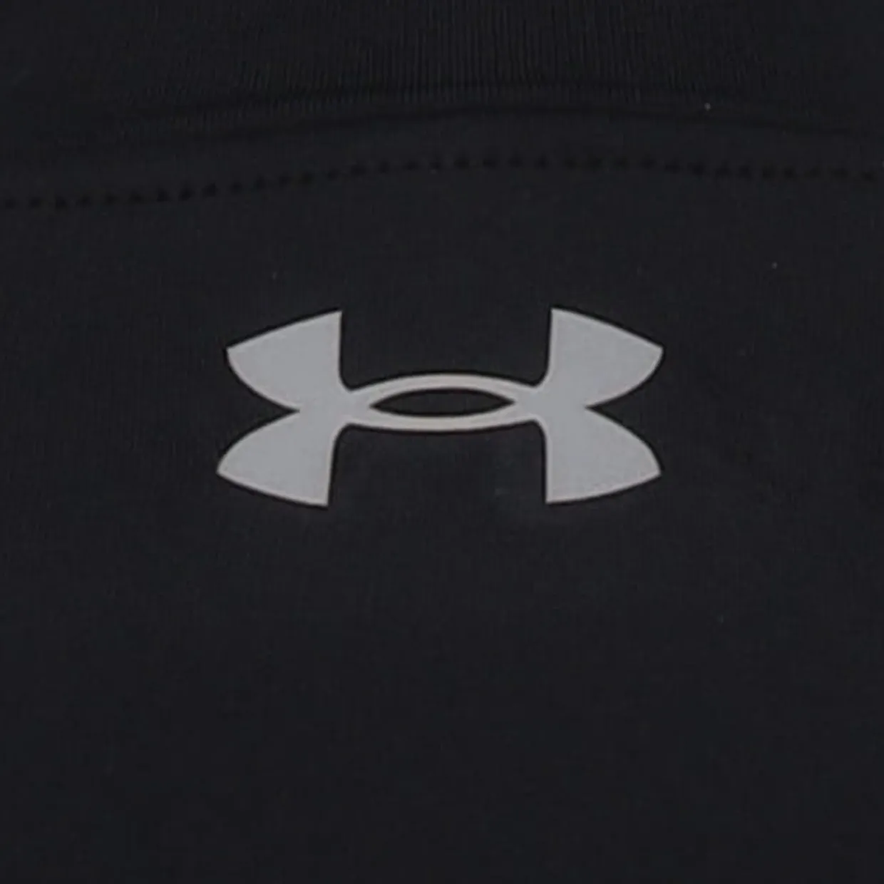 Under Armour Base Layer^CGI ock Bae ayer Fitted Gof Appare